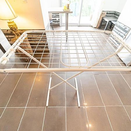 Lyon Cite- Appartement Vue Rhone Terrasse-Caluire エクステリア 写真