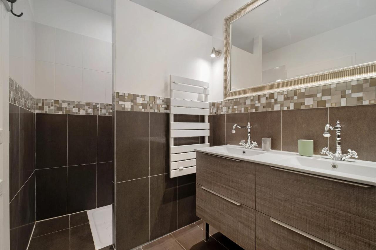 Lyon Cite- Appartement Vue Rhone Terrasse-Caluire エクステリア 写真